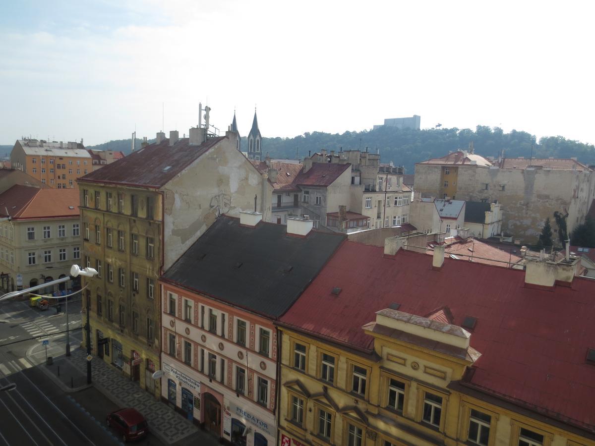 Florenc 41 Vandrarhem Prag Exteriör bild