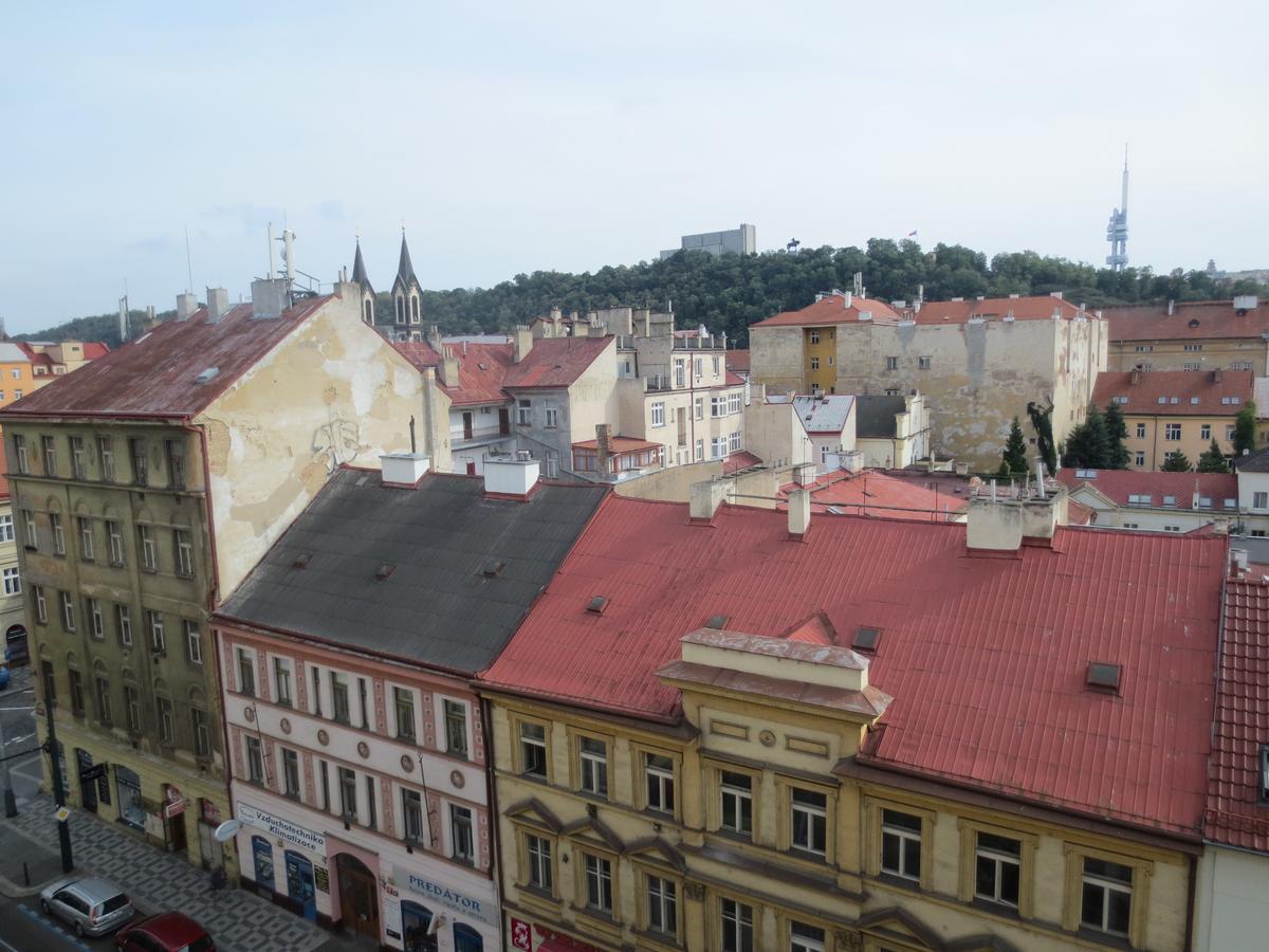 Florenc 41 Vandrarhem Prag Exteriör bild